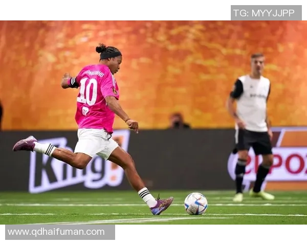 传奇落幕足球球星真情告别绿茵场引发球迷无限追忆